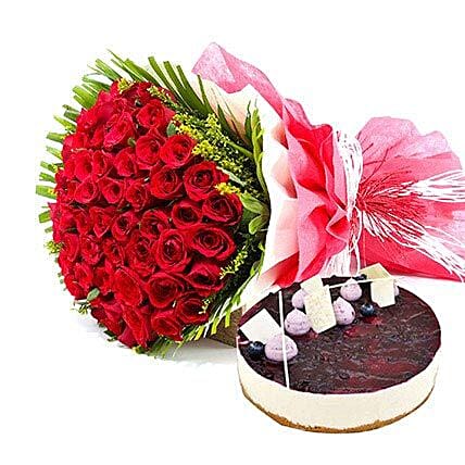 A Rosy picture of love: New Year Flowers & Cakes