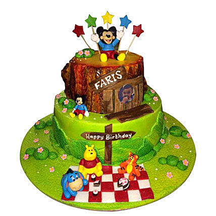 Mickey Mouse and Winnie the Pooh Cake: Mickey Mouse Cakes