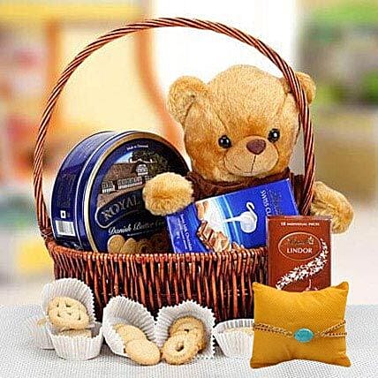 Rakhi with Cuddly Wishes: Rakhi With Chocolates