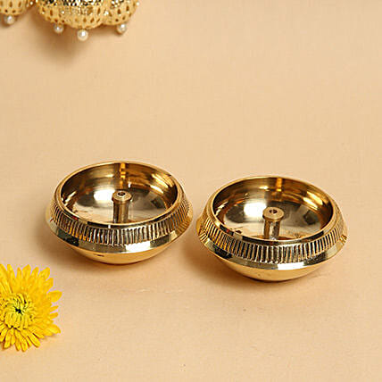 Set of 2 Brass Diyas: Diwali Diyas