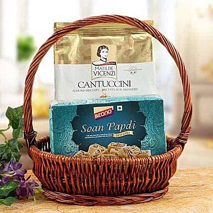 Simply Mesmeric: Dubai Sweets