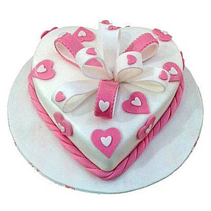 Soft Plush: Anniversary Designer Cakes