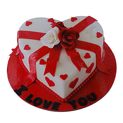 Special Valentine Cake: Heart Shaped Cake Delivery