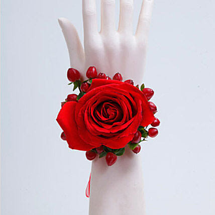 Spectrum of Red Bracelet: Flower Jewellery 