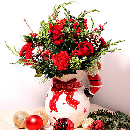 All Red Xmas Vase Arrangement: Christmas Flowers