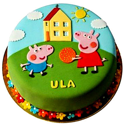 Peppa Pig Playing Fondant Cake: 