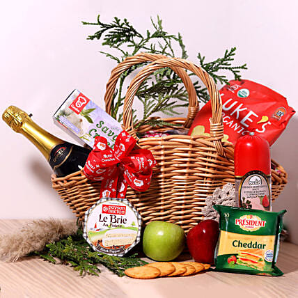 All Delicious Surprise Basket: New Year Gifts