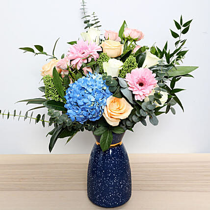 Pastel Shaded Floral Vase: Mothers Day Flowers to Sharjah