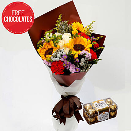 Happy Flower Bouquet and Free Chocolates: Sunflowers Bouquets 