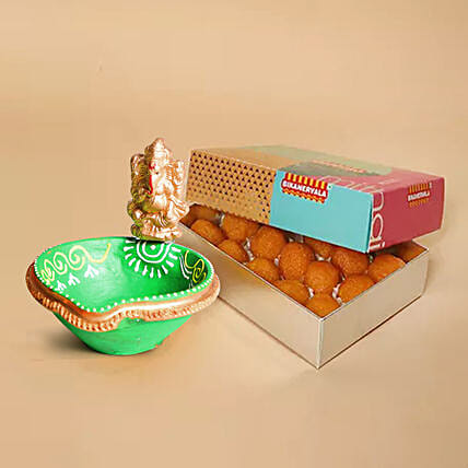 Motichoor Laddoo and Ganesha Diya Combo: Diwali Diyas for Sale 