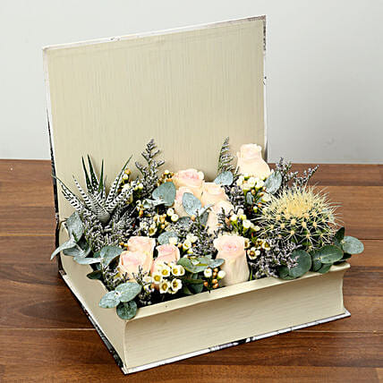 Roses and Plant Arrangement: Succulent Plants