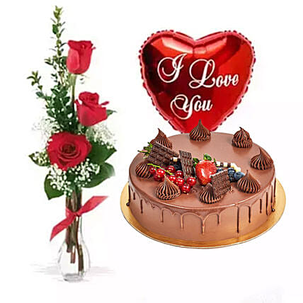 Anniversary Surprise Collection: Cake and Flower Delivery in Dubai