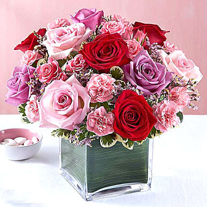 Bright Roses Vase: Anniversary Flowers