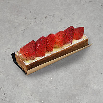 Tasteful Strawberry Tart 110 gms: 