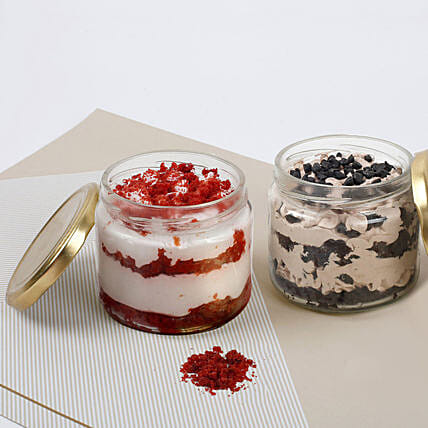 Red Velvet and Chocolate Jar Cakes: Special Birthday Gift for Girlfriend