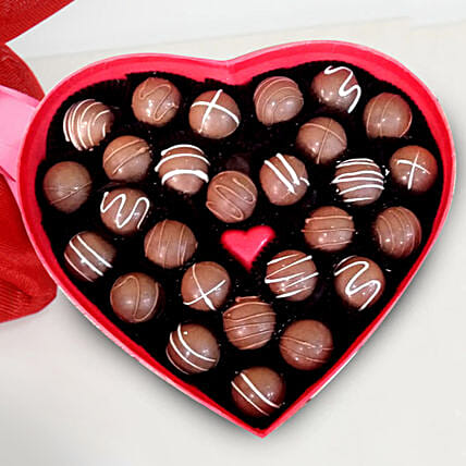 Heart Shaped Chocolates: Valentines Gifts For Her