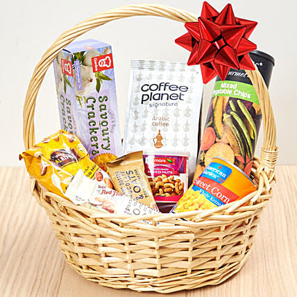 Coffee and Snacks Basket: Gift Hampers
