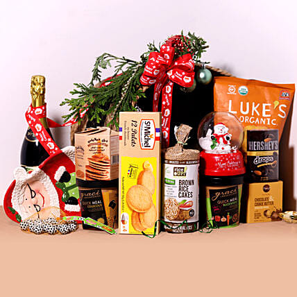 Sparkling Juice And Snack Hamper: Christmas Gifts