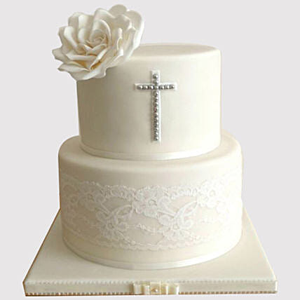 Pretty White Floral Christening Cake: Christening Cakes for Boys/Girls