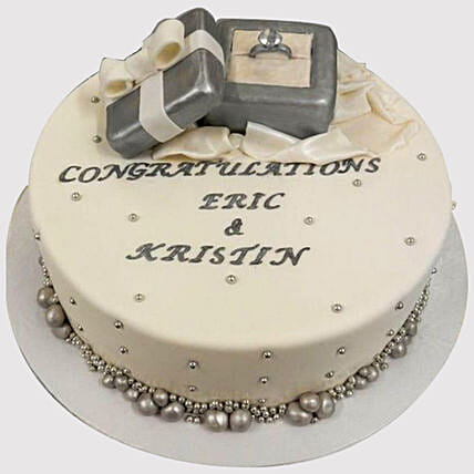 Pretty Engagement Ring Cake: Engagement Cakes