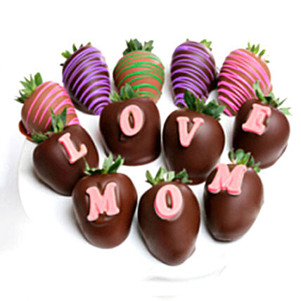 Belgian Chocolate Love Mom Strawberries: personalised-chocolates